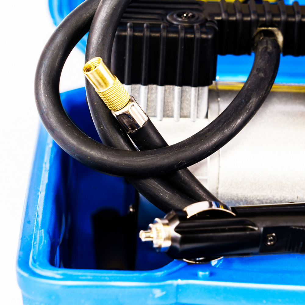 Компрессор "Nova Bright" АК-35, 35 л/мин., 150 PSI, 12В, металлический корпус, пластиковый кейс с инструментами